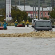 Japoniją nusiaubusio taifūno aukų padaugėjo iki 40