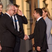 Rygoje viešintis Ukrainos prezidentas dėkoja Latvijai už paramą