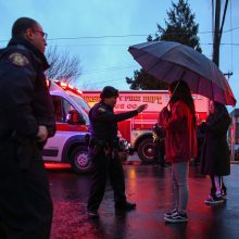 Per susišaudymą Niujorko priemiestyje žuvo šeši žmonės