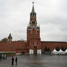 Penki Lenkijos ambasados Rusijoje darbuotojai paskelbti nepageidaujamais asmenimis