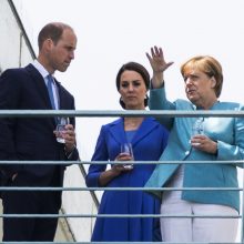 Britų karališkoji pora Vokietijoje tęs „žavingą puolimą“ dėl „Brexit“