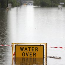 „Šimtmetį neregėtų“ potvynių užkluptą Australiją vėl skalauja liūtys