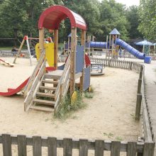 Klaipėdiečiai skundžiasi dėl demontuotos vaikų žaidimų aikštelės