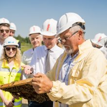 Verslo miestelio „Urban HUB“ statybų pradžią paskelbė įkurdinta bičių bendruomenė