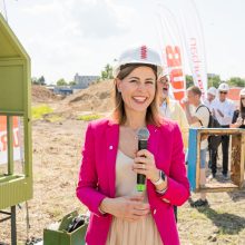 Verslo miestelio „Urban HUB“ statybų pradžią paskelbė įkurdinta bičių bendruomenė