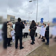 Gyventojai sukilo prieš ryšio bokštą: prasidėjus statyboms, ėmėsi piketų