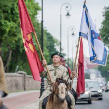 Kretingoje – neįprastas vaizdas: gatvėmis risnojo žemaitukų būrys