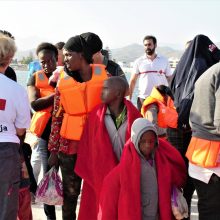 Prie Ispanijos krantų išgelbėta šimtai migrantų