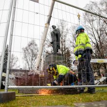 Žmonės apie nukeltą P. Cvirkos paminklą: tegul guli sąvartyne, jis mums nereikalingas