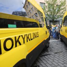 Į mokyklas išlydėti 25 geltonieji autobusiukai