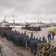 Priešmininio laivo „Kuršis“ įgula apdovanota medaliais „Už tarptautines operacijas“ 