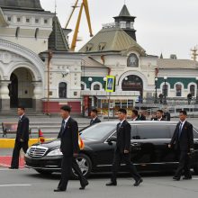 Šiaurės Korėjos lyderis Kim Jong Unas atvažiavo į Rusiją