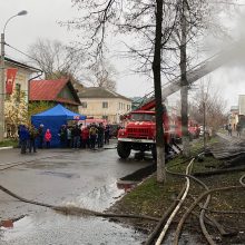 Rusijoje per gaisrą daugiabutyje žuvo septyni žmonės, įskaitant penkis vaikus