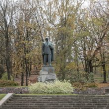 Vilniaus vicemeras: P. Cvirkos paminklas bus nukeliamas penktadienį