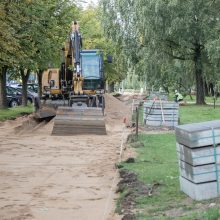 Karoliniškėse tiesiamas naujas dviračių ir pėsčiųjų takas