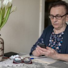 Vilniaus savanorių pagalba senjorams: nuo maisto ir vaistų – iki emocinės paramos