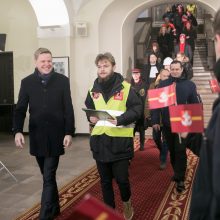 Vilnius jau švenčia: iškeltos vėliavos, atidaryta paroda