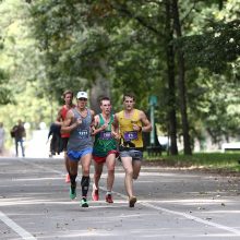 Kauno Ąžuolyno bėgime pirmą kartą startavo ir neįgalieji