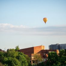 Šventinis siurpizas: ankstyvą rytą – sveikinimai iš oro balionų