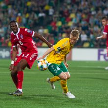 Devyniese rungtynes baigę Lietuvos futbolininkai išplėšė lygiąsias su Liuksemburgu