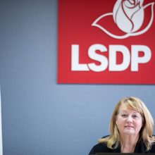 Reitinge pirmi išlieka LSDP ir TS-LKD, treti tapo demokratai 