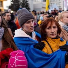 Atsiliepę į V. Zelenskio kvietimą paremti Ukrainą, Vilniuje susirinko apie 4 tūkst. žmonių 