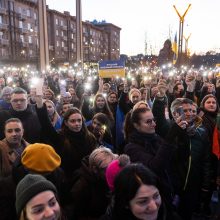 Atsiliepę į V. Zelenskio kvietimą paremti Ukrainą, Vilniuje susirinko apie 4 tūkst. žmonių 