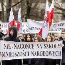 Dėl Trakų rajono švietimo įstaigų pertvarkos – protestas prie Vyriausybės 