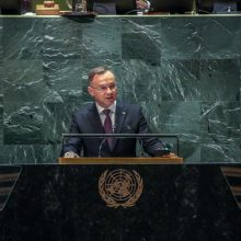 Lenkijos lyderis: Rusijos invazija į Ukrainą privalo baigtis, o ne virsti įšaldytu konfliktu 
