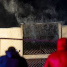 Paaiškėjo daugiau detalių apie garažus Vilniuje siaubusį gaisrą: liepsnos pridarė daugybę nuostolių