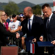 Slovakijai atsisakant naikintuvų MiG, lenkai ir čekai žada saugoti šalies oro erdvę 