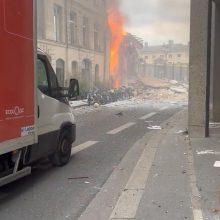 Po sprogimo ir didelio gaisro Paryžiaus centre sužeisti 24 žmonės, iš jų keturi sunkiai 