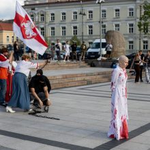 Eitynėmis ir mitingu Vilniuje baltarusiai paminėjo prezidento rinkimų metines 