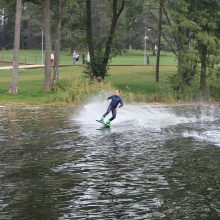 Zarasuose – didžiausias Baltijos šalyse vandenlenčių parkas