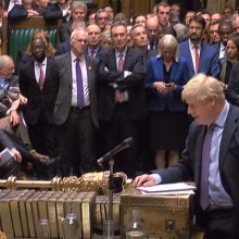 B. Johnsonas skelbia „Brexit“ sutarties tvirtinimo procedūros pertrauką 