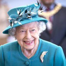 Karalienė Elizabeth II nedalyvaus Epsomo žirgų lenktynėse