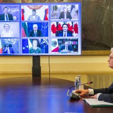 G. Nausėda nuotoliniame viršūnių susitikime ragino visapusiškai stiprinti demokratiją