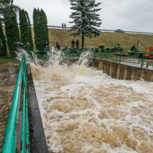 Meras: dėl vandens lygio Akmenoje ekstremali situacija Kretingoje neskelbiama