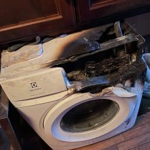 Perspėja saugotis: skalbyklė gali pati užsidegti ir supleškinti namus