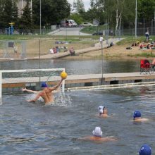 Tradiciniame plaukimo maratone – prizai ne tik greičiausiems