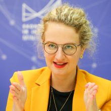 A. Armonaitė nemato poreikio perkrauti Vyriausybės: ministrų darbu esu patenkinta