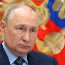 V. Putinas kaltina lyderiaujančias Vakarų šalis dėl infliacijos ir kitų pasaulio ekonomikos problemų