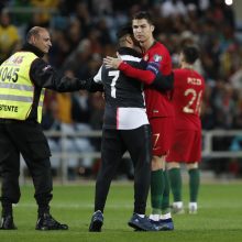 Lietuvos futbolo rinktinė sutriuškinta Portugalijoje