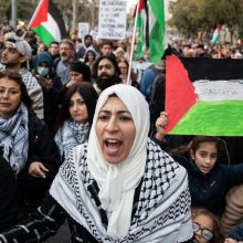 JAV reikalauja, kad Izraelis skubiai ištirtų palestiniečio-amerikiečio paauglio mirtį