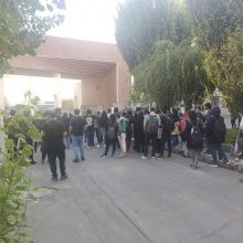 Nepaisant įsakymo atsitraukti, Irane vėl surengtos protesto akcijos