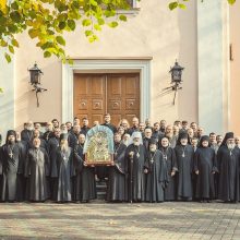 Lietuvos stačiatikių arkivyskupija nepripažįsta 5 kunigų grąžinimo į kunigų luomą