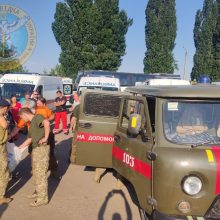 Karas: Ukraina ir Rusija apsikeitė belaisviais – išlaisvinti 144 ukrainiečių kariai