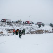 Ugniagesiai perspėja: atsargiai, ledas pavojingas!