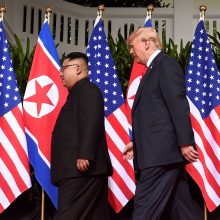 D. Trumpas ir Kim Jong Unas pasirašė svarbų dokumentą: paaiškėjo jo detalės