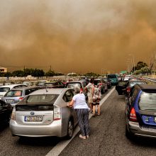 Pražūtingi gaisrai Graikijoje: nelaimės aukų padaugėjo iki 79